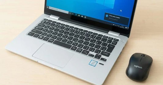 How to Connect a Wireless Mouse to a Laptop